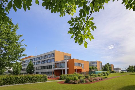 Außenansicht Salzkammergut Klinikum Vöcklabruck