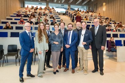 Gruppenbild im Hörsaal